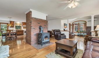 74 N Ridge Rd, Bradford, NH 03221