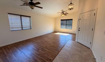 516 E Wolf Hollow Dr, Casa Grande, AZ 85122
