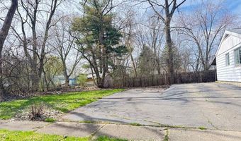 866 Warrington Rd, Akron, OH 44320