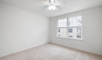 3858 GREEN St, Claymont, DE 19703