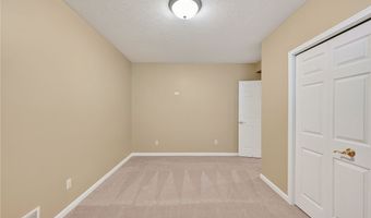 500 Glen Hollow Cir, Aurora, OH 44202