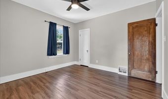 8025 McGee St, Affton, MO 63123