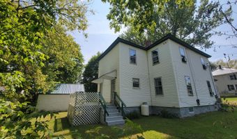 60 Summit St, Baileyville, ME 04694