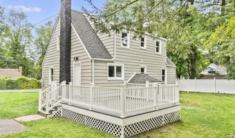 17 Brookdale Ave, Bloomfield, CT 06002
