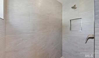 3708 Jackie Ln, Boise, ID 83704