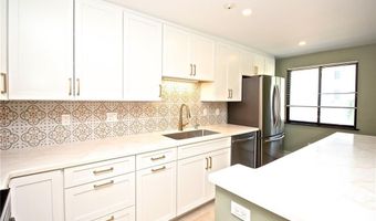 66 Girard Ave 312, Newport, RI 02840