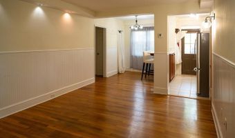 8 AUBURN Ct #3-8A, Alexandria, VA 22305