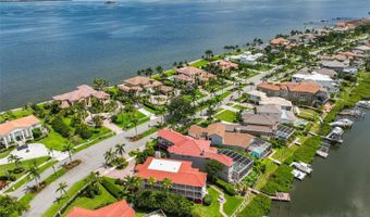 6107 MARBELLA Blvd, Apollo Beach, FL 33572