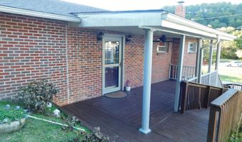 28 Wolf Hollow Rd, Baxter, KY 40806