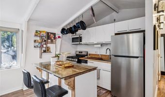 2041 N Beverly Glen Blvd, Los Angeles, CA 90077
