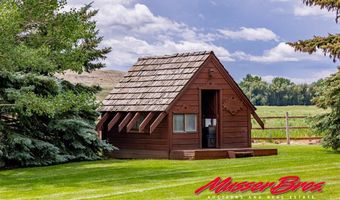 136 McCullough Dr, Cody, WY 82414