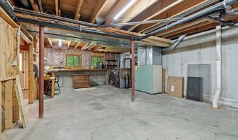 941 Doe Valley Rd, Athol, MA 01331