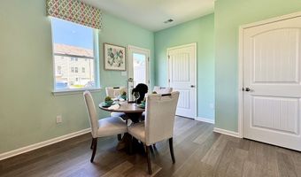 602 W View Ct #4, Berlin, MD 21811