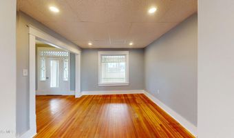 2216 4th St, Altoona, PA 16601