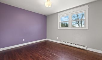 77 Vermont Dr, Bristol, CT 06010