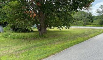 27 Warwick Ave, Athol, MA 01331
