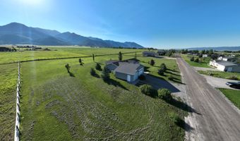 260 GALLUP Dr, Etna, WY 83118