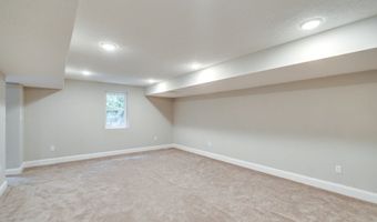 1176 Duncan Spur, Akron, OH 44333