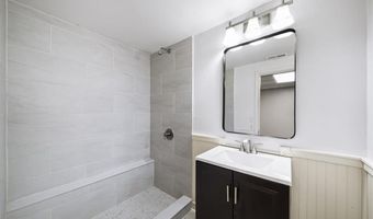 1528 Oakleaf Dr, Auburn, GA 30011