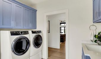 3961 Chapel Hill Ct, Bargersville, IN 46106