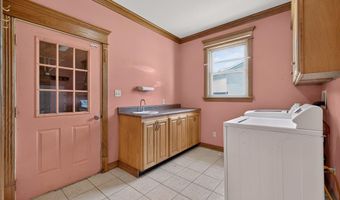 646 S Country Estates Ln, Bloomfield, IN 47424