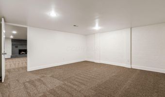 1504 Red Leaf Ln, Columbus, OH 43223