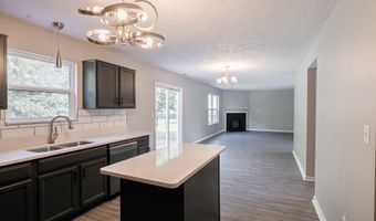 2924 Coles Creek Ln, Indianapolis, IN 46217