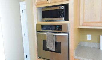 20 Sawgrass Ln, Albertville, AL 35951