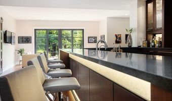 307 Windy Crest Dr, Ann Arbor, MI 48105