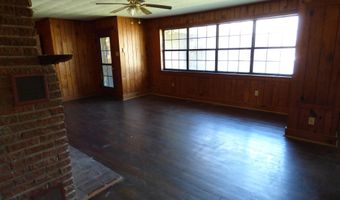 2228 NW Old Red Star Dr, Brookhaven, MS 39601