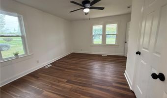 7723 Turnpike Rd, Archdale, NC 27263