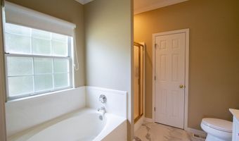 612 PARK FOREST Ln, Alabaster, AL 35007