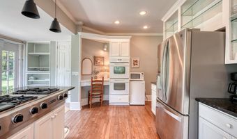 1194 Main St, Andrews, NC 28901
