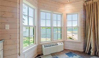 3 Manhattan, Alexandria Bay, NY 13607