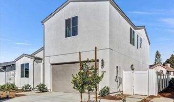 7636 Acama St, San Diego, CA 92126