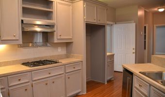 105 Fox Run Rd, Brandon, MS 39047