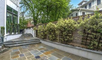4964 ESKRIDGE Ter NW, Washington, DC 20016