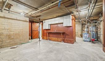 1134 Glamorgan St, Alliance, OH 44601