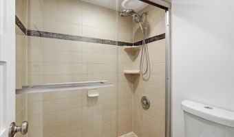309 YOAKUM Pkwy 1002, Alexandria, VA 22304