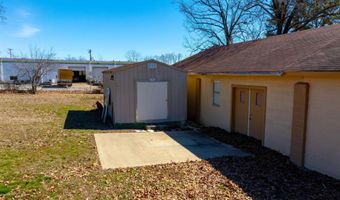 105 Chamblee Dr, Batesville, AR 72501