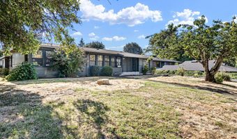 325 WATER St, Springfield, OR 97477
