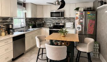 122 Hunter Ln, Albrightsville, PA 18210