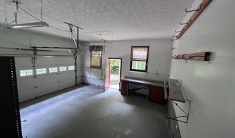 435 Simms Fork Rd, Arjay, KY 40902