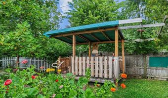 156 E Weisheimer Rd, Columbus, OH 43214