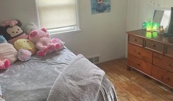 808 W PENN PINES Blvd, Aldan, PA 19018