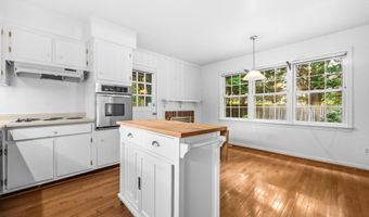 5605 ALTA VISTA Rd, Bethesda, MD 20817