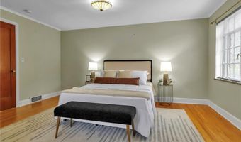 96 Amherstdale Rd, Amherst, NY 14226