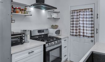 12813 S Harris Ave, Compton, CA 90221