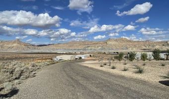 930 S Shelter Cove Dr, Big Water, UT 84741