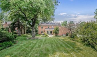 9921 KENTSDALE Dr, Potomac, MD 20854